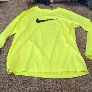 nike running shirt
